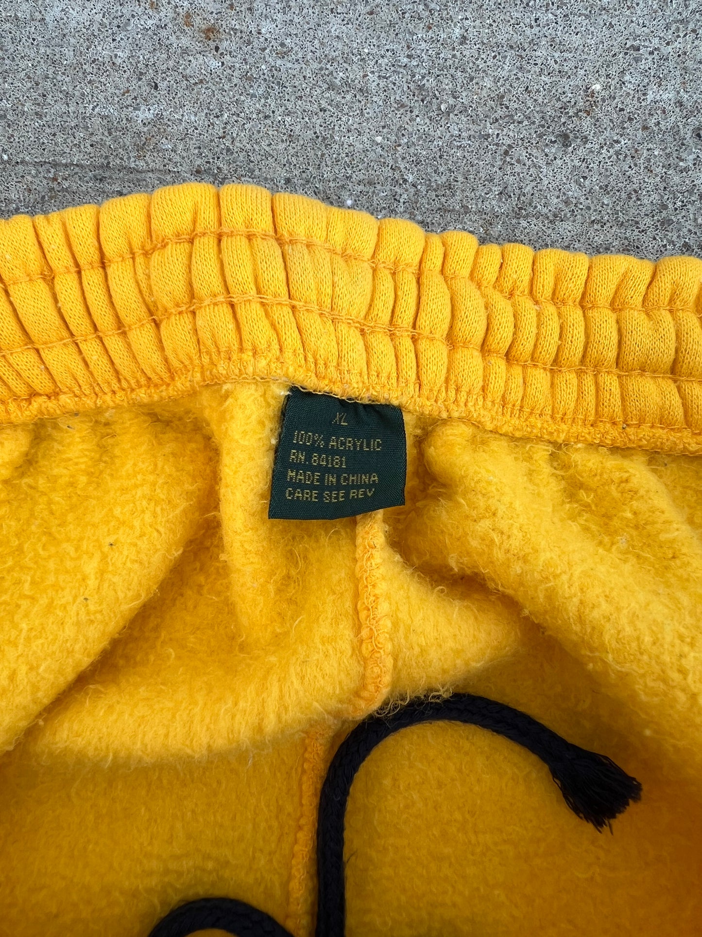 Vintage Tommy Hilfiger 2 Piece Sweatshirt and Sweatpants Set