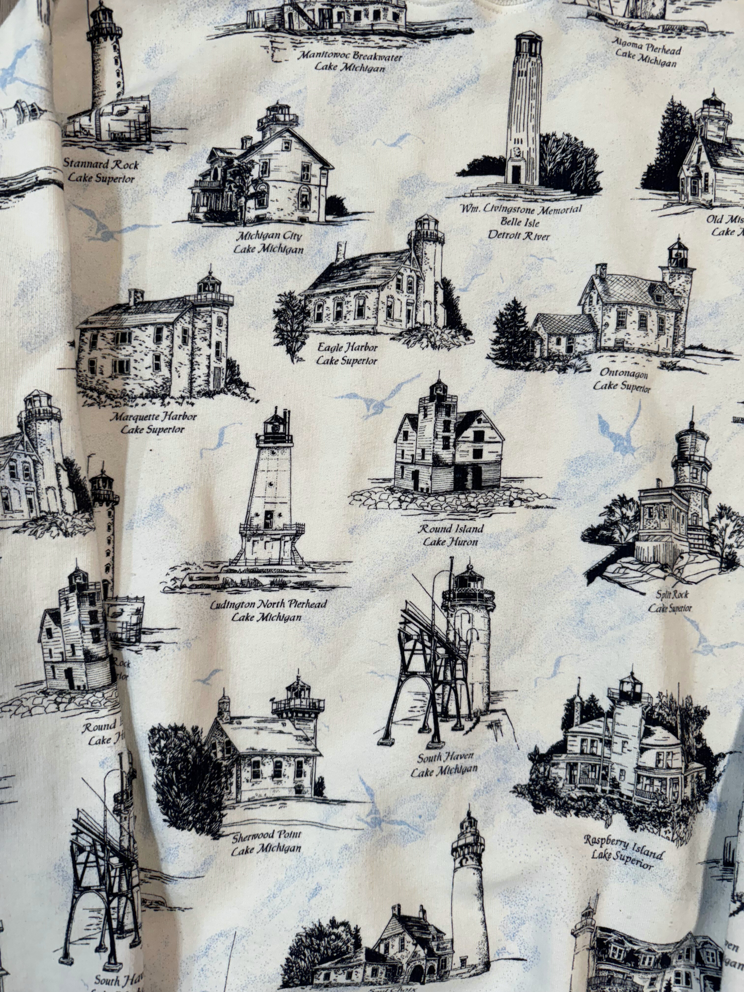 Vintage Art Unlimited Michigan Lighthouse Crewneck