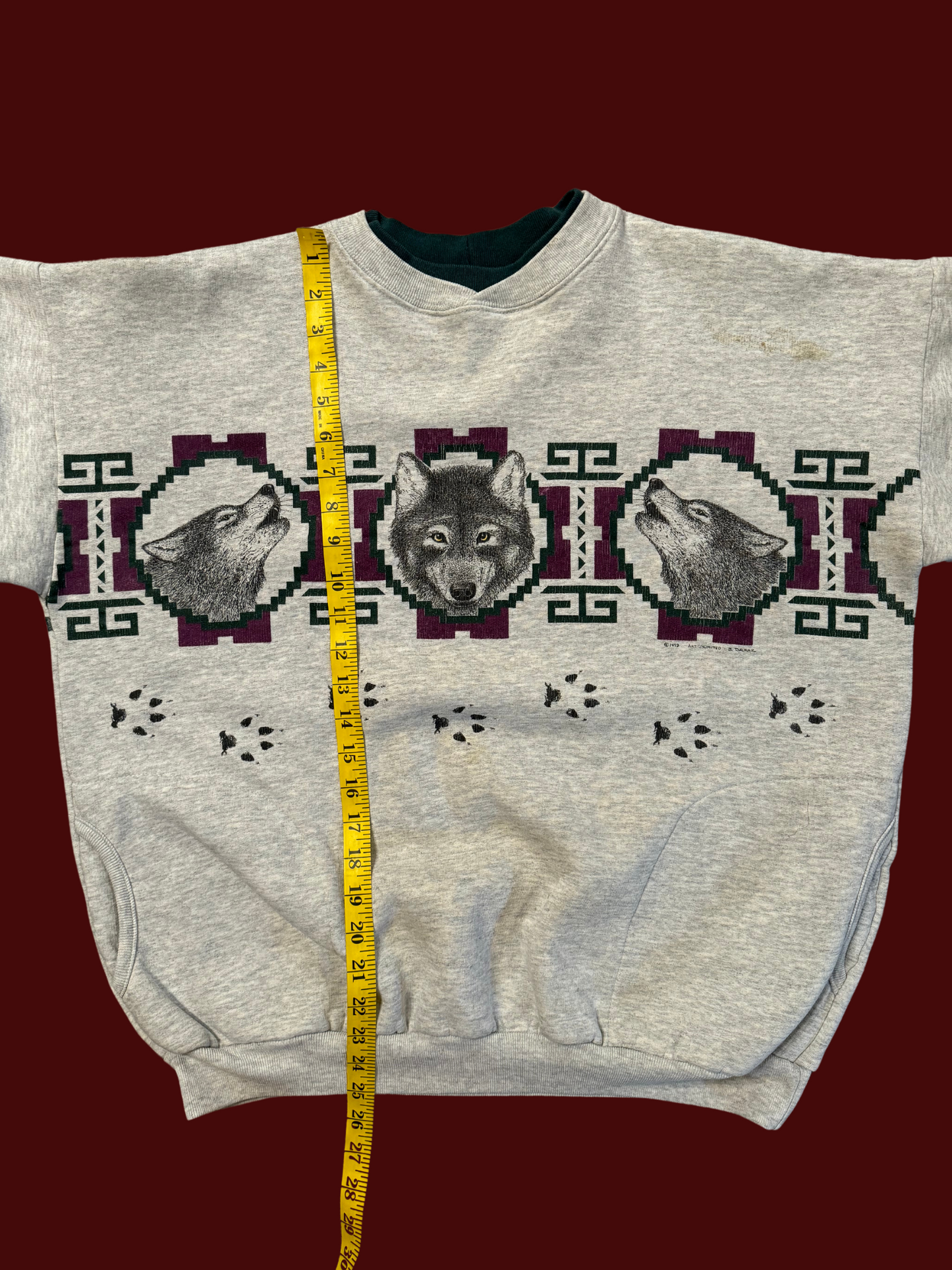 Vintage Art Unlimited Wolves Crewneck