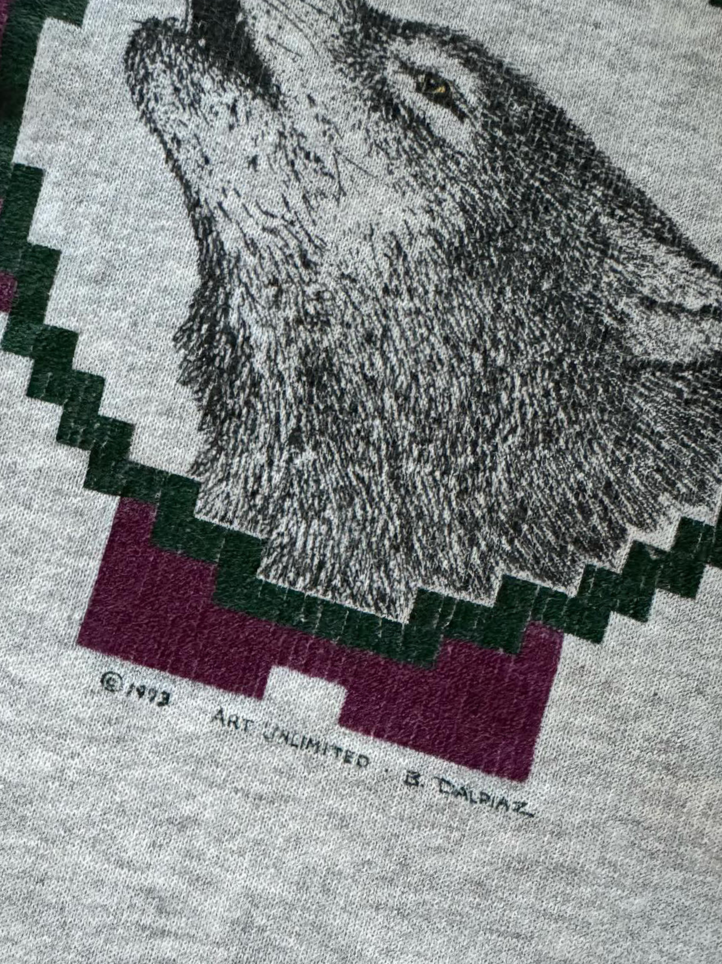 Vintage Art Unlimited Wolves Crewneck