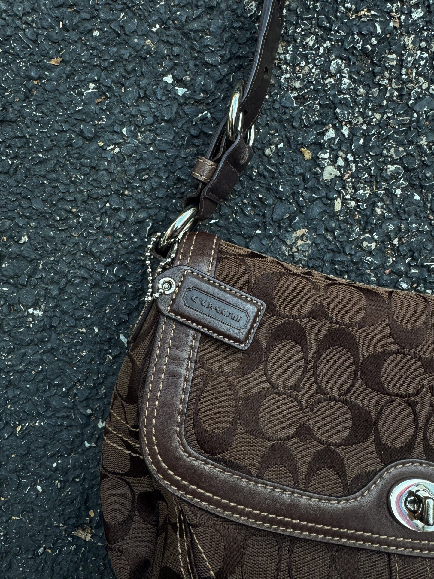 Y2K 2000s Coach Chelsea Signature Soho Purse