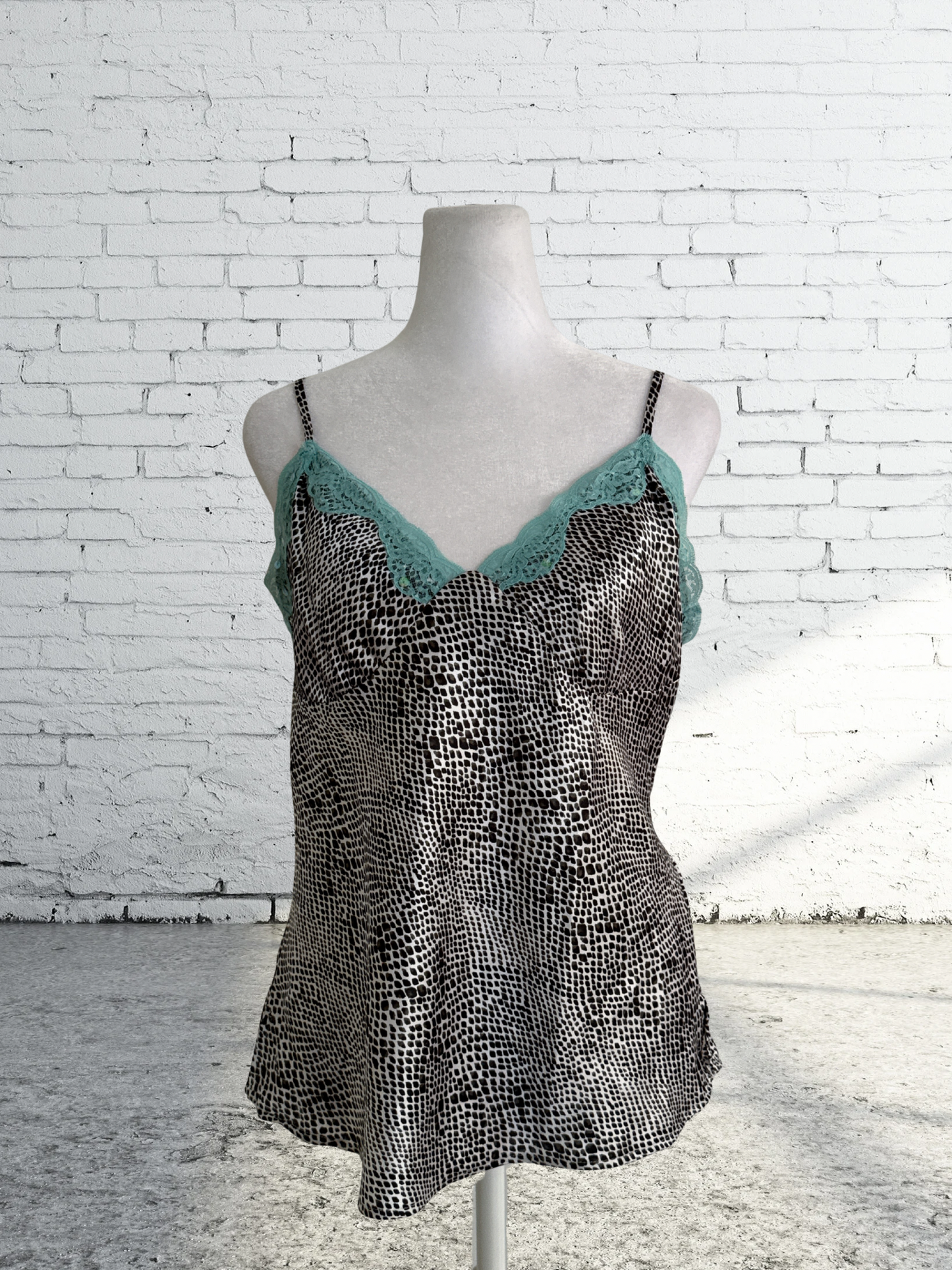 Y2K 2000s Nicole Tank Top