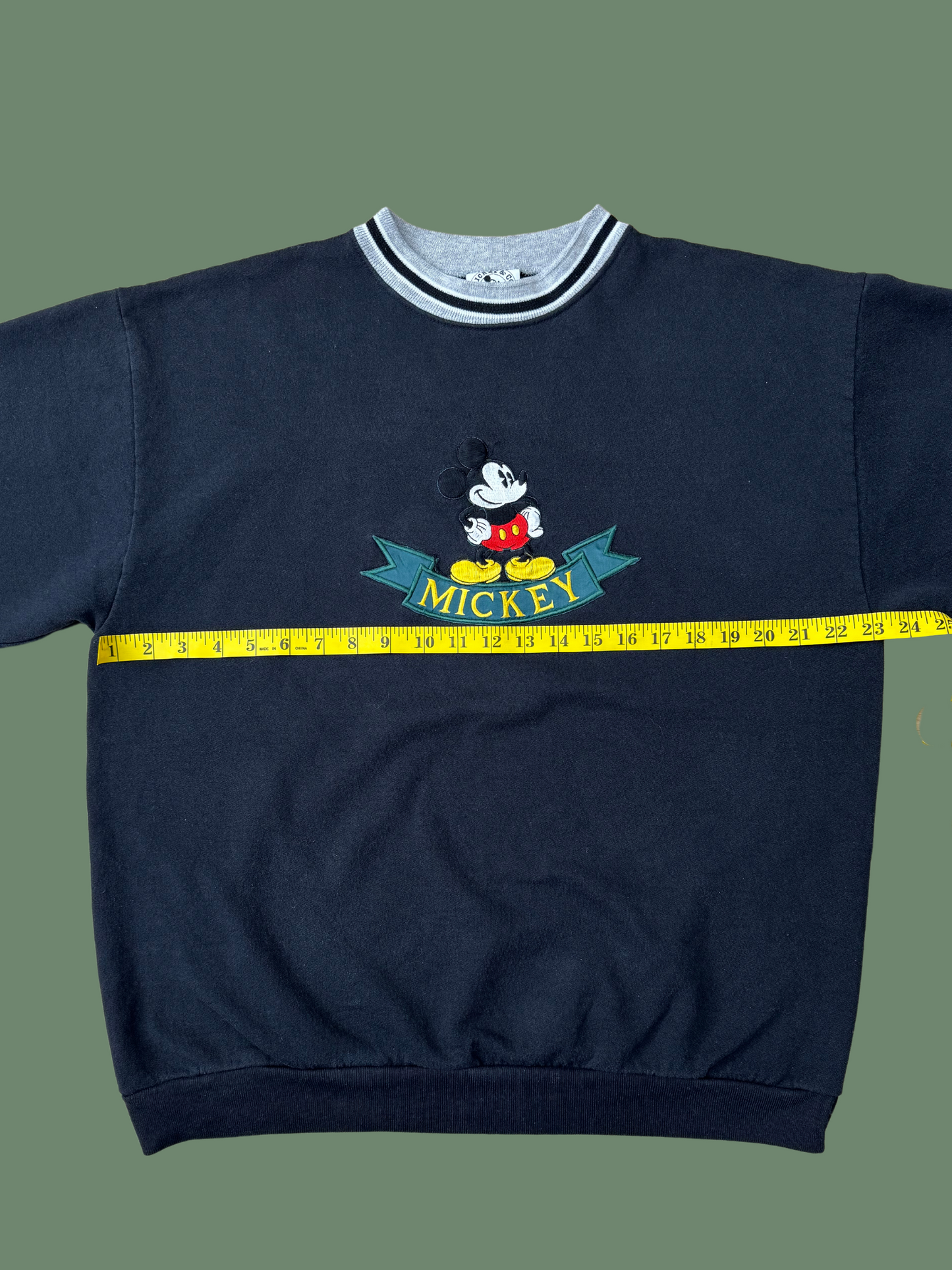 Vintage 90's Disney Mickey Mouse Crewneck